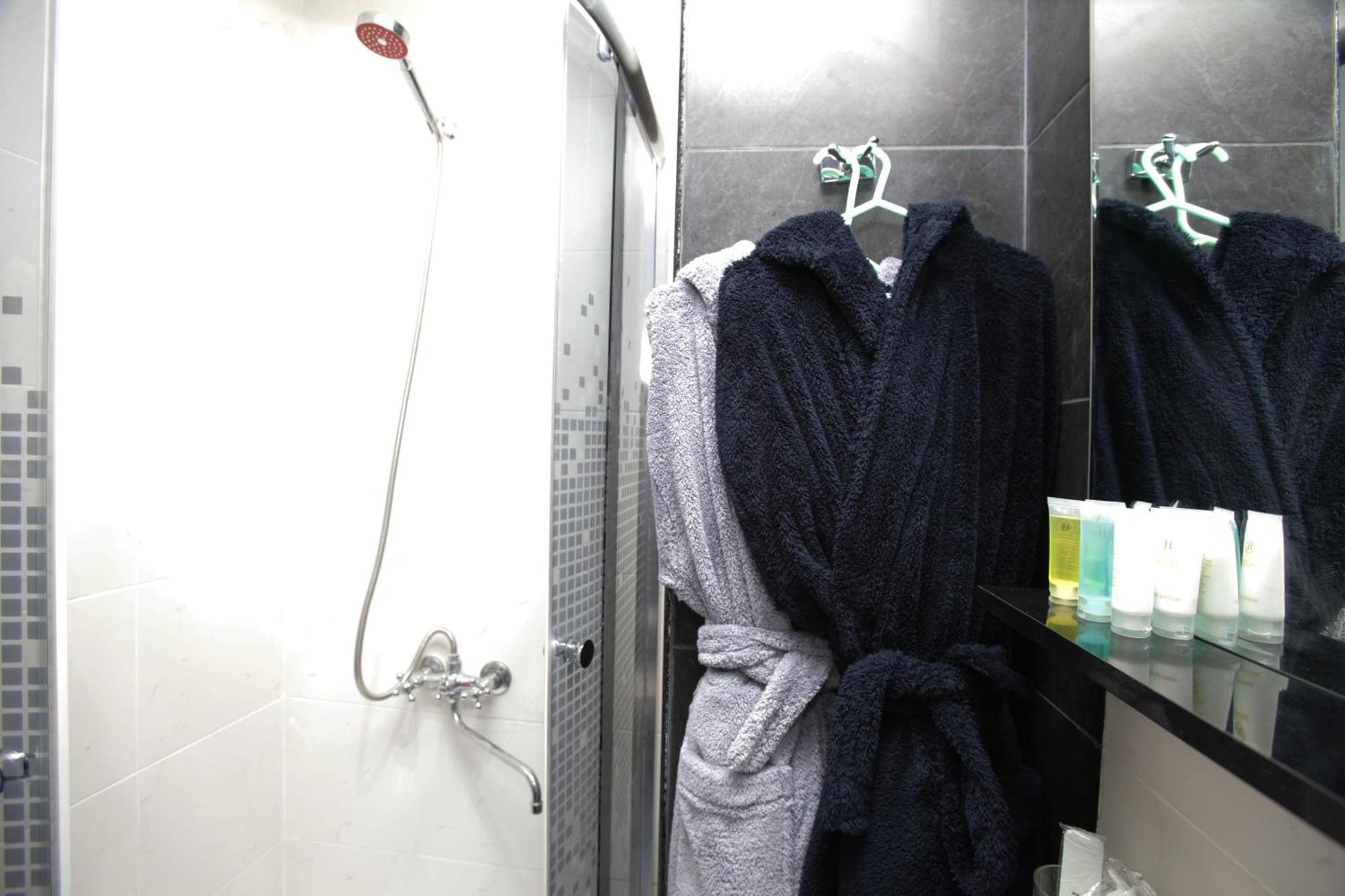 Niko'S Apartments On Shartava Street تبليسي المظهر الخارجي الصورة